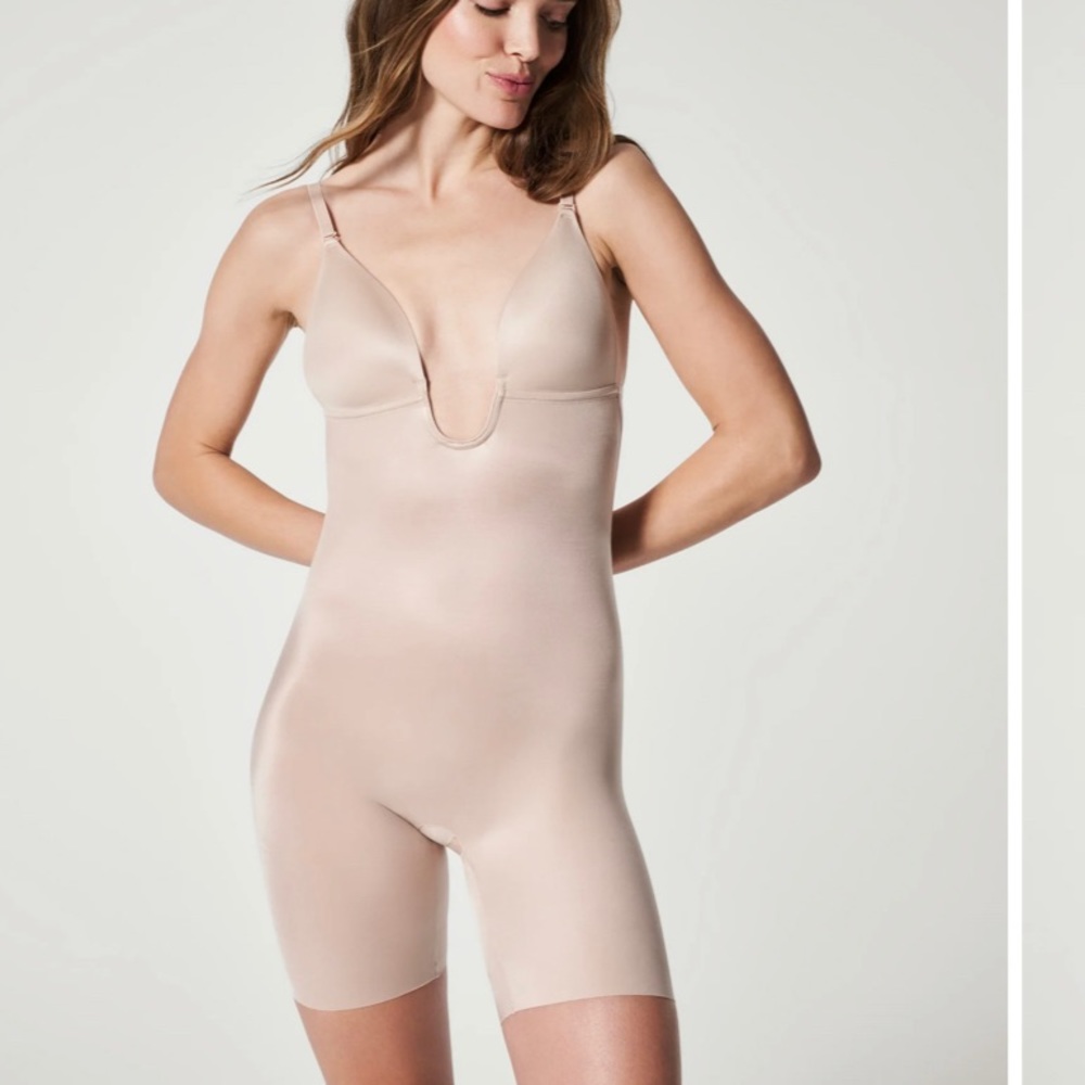 SPANX plunge low back body suit